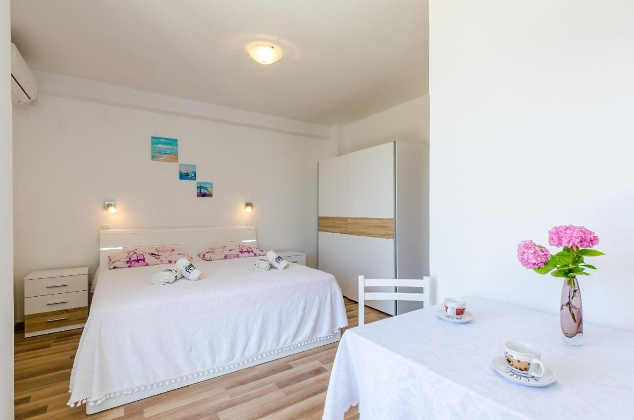 Apartments Cypress Sea Cove Slano Kültér fotó